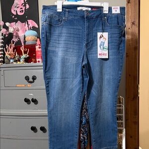 Celebrity Pink High Rise Blue Jeans